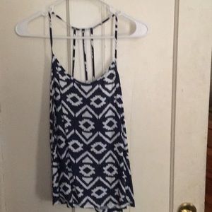 Woman’s tank/worn twice